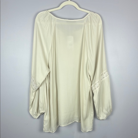 NWT Suzanne Betro Division Signature Ivory Lace Detail Tassel Tunic Size 2X - Picture 12 of 12